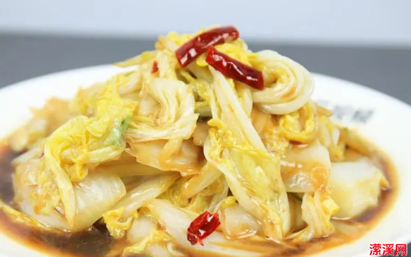 超下饭的醋溜白菜，酸辣开胃，做法简单又好吃！