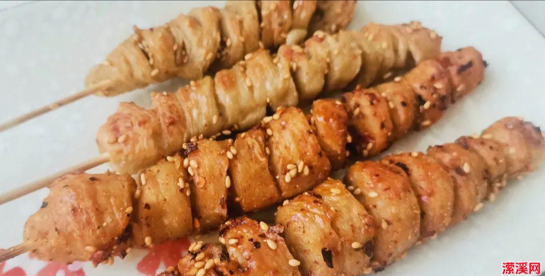 西芹平菇炒手撕面筋 满满的蛋白质 纯素家常菜