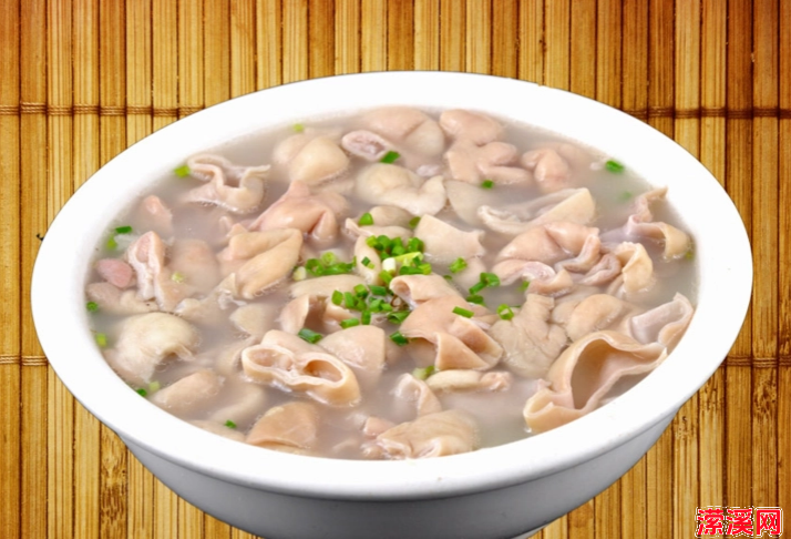 肥肠汤的做法大全家常，罗山的招牌“大肠汤”你会做吗