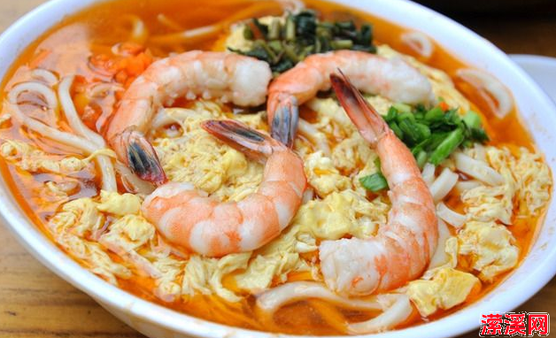 详细阅读:虾仁面条怎么做好吃,鲜虾面条这样做汤色红润鲜美 虾仁面条怎么做好吃,鲜虾面条这样做汤色红润鲜美