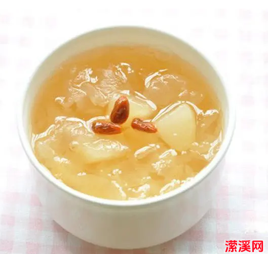 雪梨银耳汤的做法大全，雪梨银耳汤这样做汤汁鲜浓又爽滑