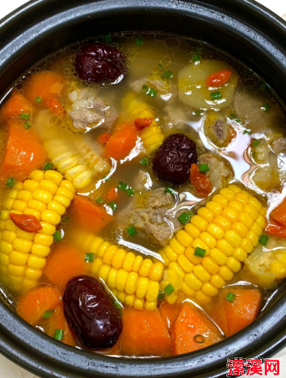 怎么做玉米排骨汤好吃又简单，玉米排骨最家常的做法