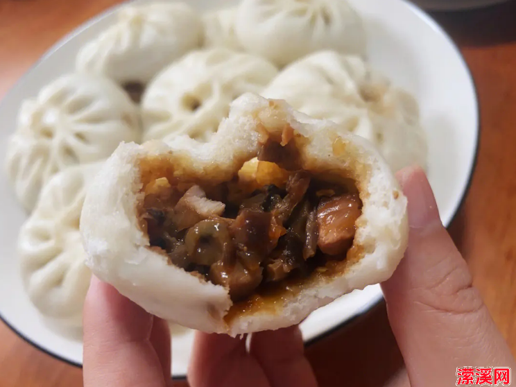 酱肉包子的家常做法，这才是酱香包最正确的做法