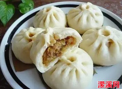 怎样调白菜猪肉包子馅，牢记“3放2不放”肉馅鲜嫩又多汁