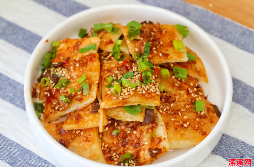 酱香饼的酱如何制作，教你酱香饼详细的制作方法