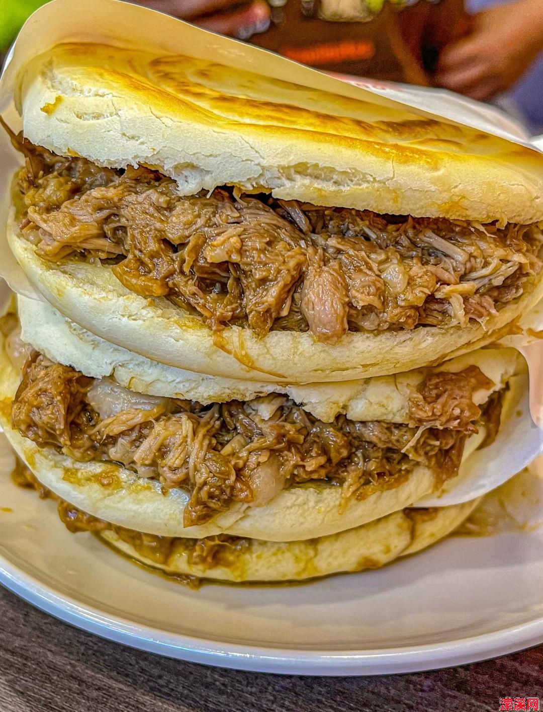详细阅读:西安美食:肉夹馍,唇齿留香的陕西味道 西安美食:肉夹馍,唇齿留香的陕西味道