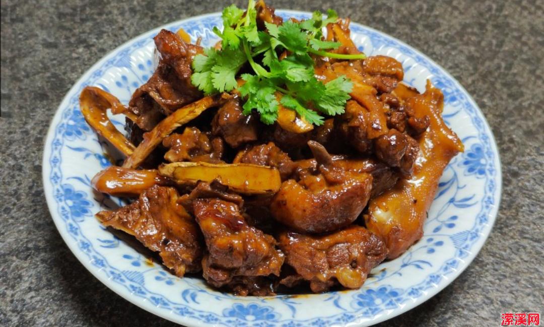 酸甜可口开胃菜，传统美味酸梅鸭