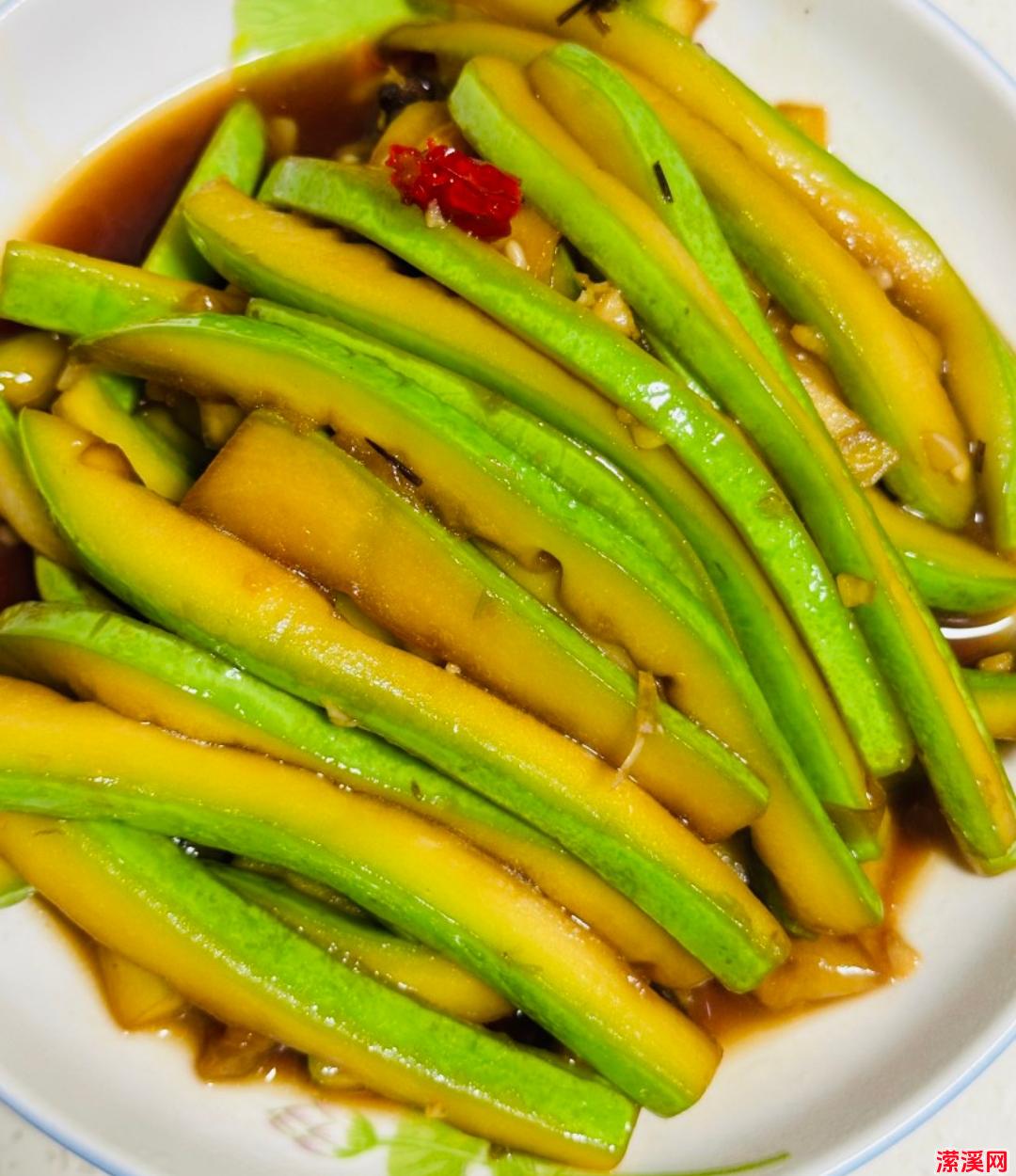 清爽可口的炒西葫芦，简单营养家常美味