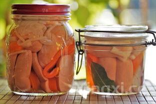 腌鸭蛋白酒窍门大揭秘，轻松做出美味咸香的鸭蛋白酒！