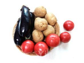 土豆能和茄子一起炒着吃吗?,土豆和茄子一起炒会中毒吗