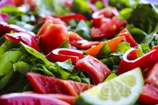 家庭清蒸鱼最简单做法,清蒸鲈鱼步骤