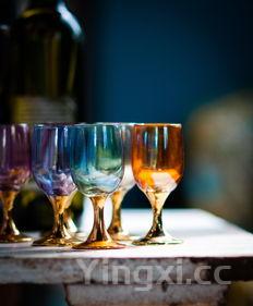 家庭自制葡萄酒的制作方法,在家自制葡萄酒的方法