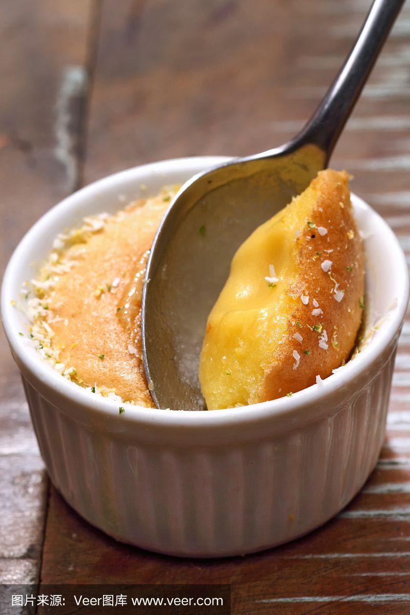 牛奶布丁,鸡蛋牛奶布丁