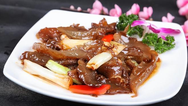 葱烧海参家常做法视频,葱烧海参家常做法