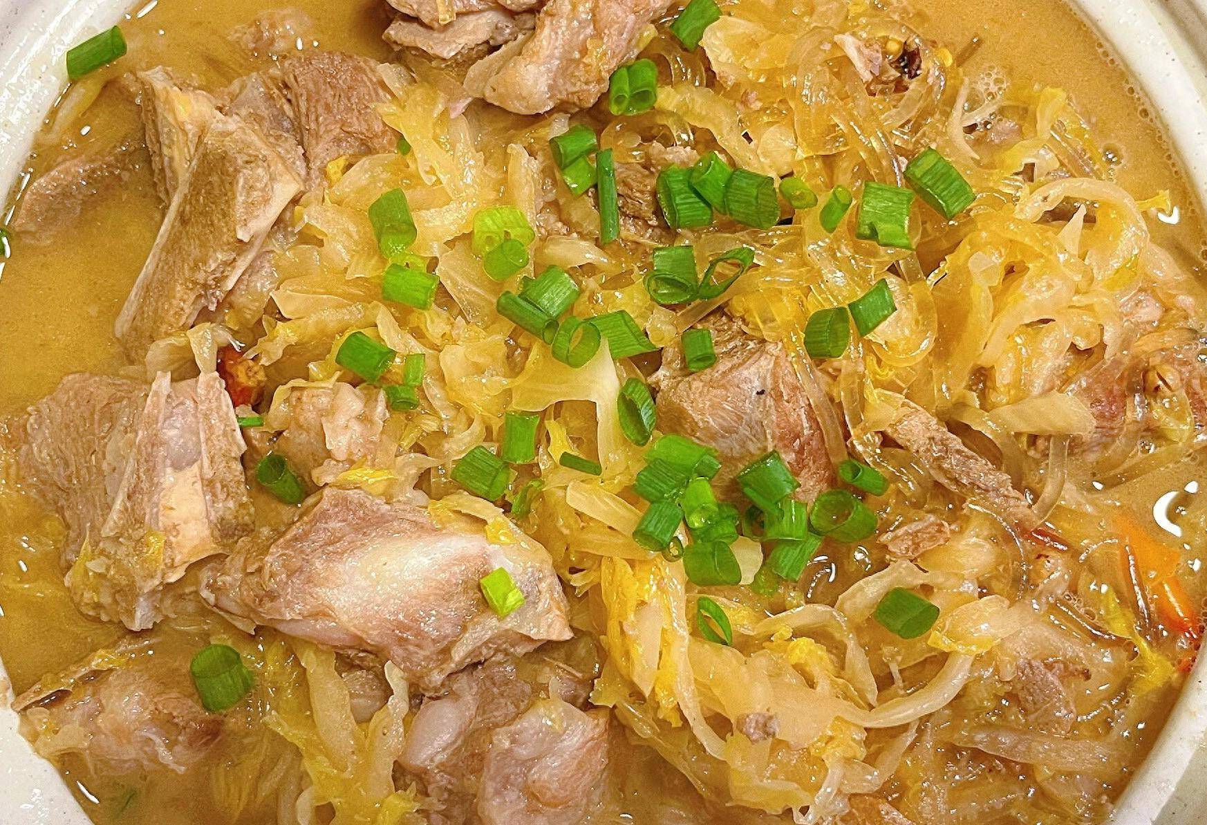 酸甜排骨怎么做,酸甜排骨怎么做不柴